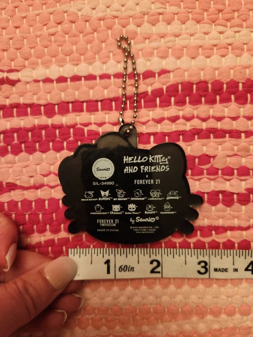 Hello Kitty Keychain - Picture 3 of 3